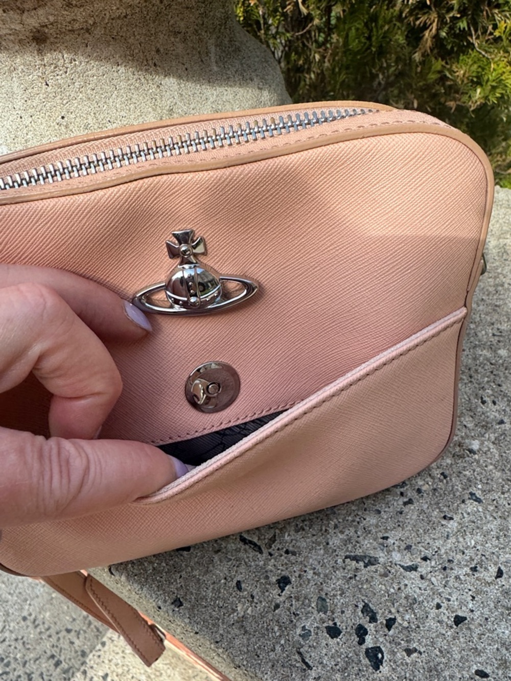 Vivienne Westwood Peachy /Pink Saffiano Leather Crossbody Bag with Silver Orb - Picture 3 of 10